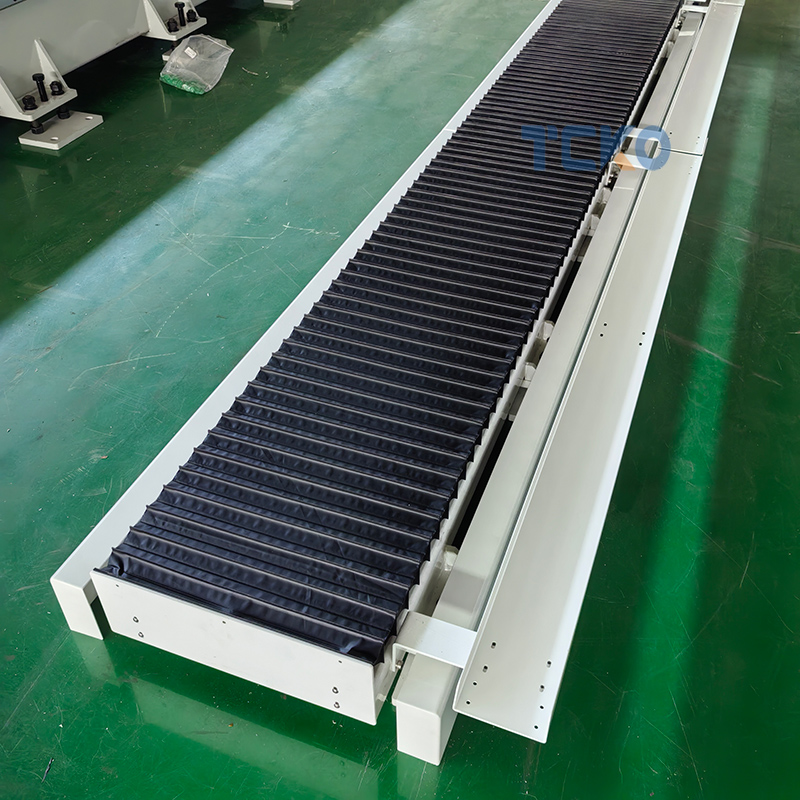 风琴罩式机器人地轨