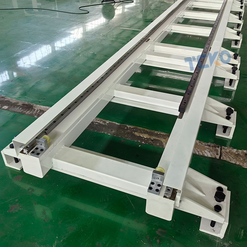 长行程机器人地轨