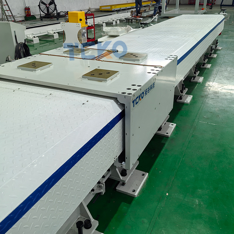 全封闭机器人地轨