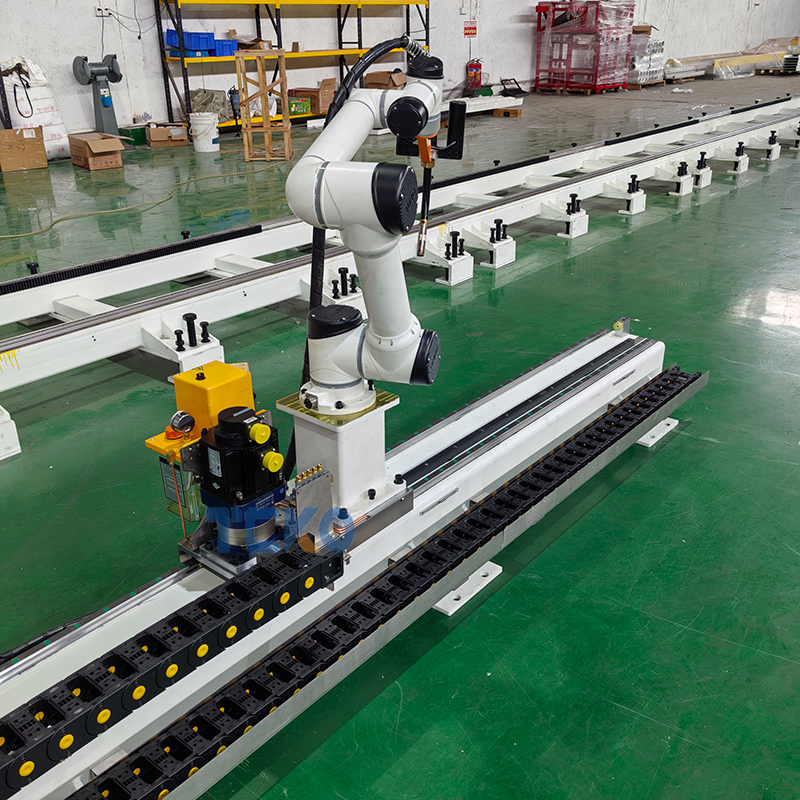 机器人地轨行走轴