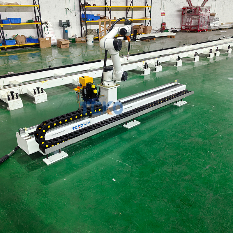 机器人地轨行走轴