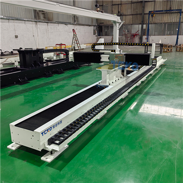 机器人地轨长行程