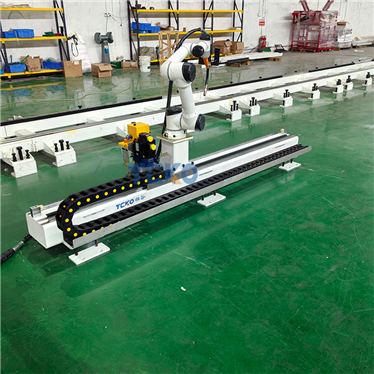 机器人地轨行走轴